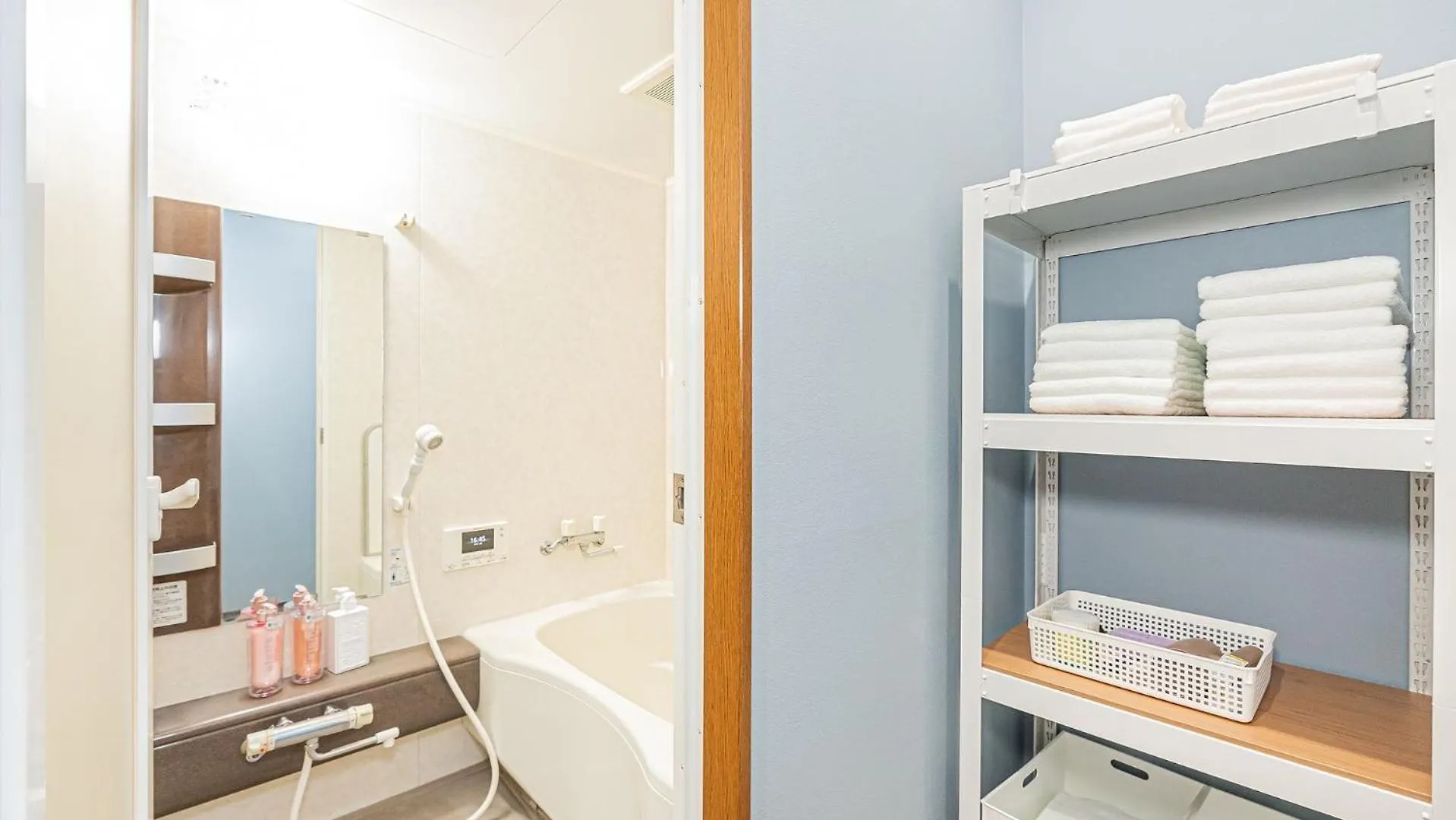 Tomo House Apartment Tokyo